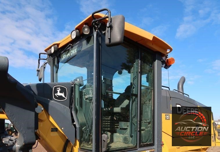 2016 John Deere 672G  motor grader