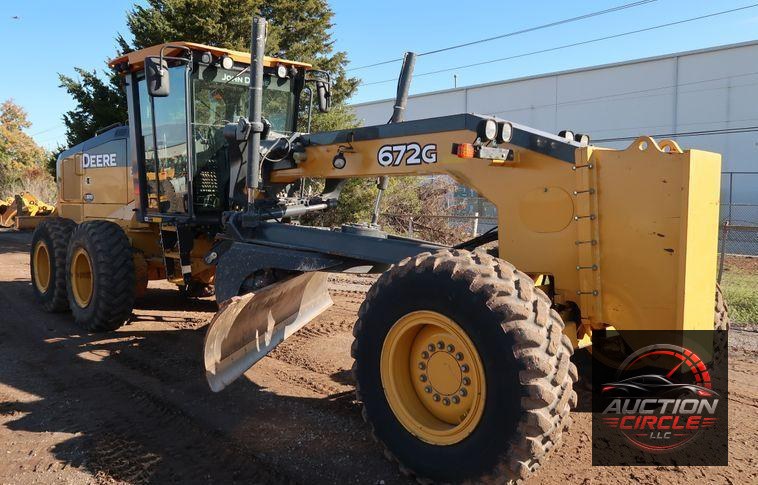 2016 John Deere 672G  motor grader