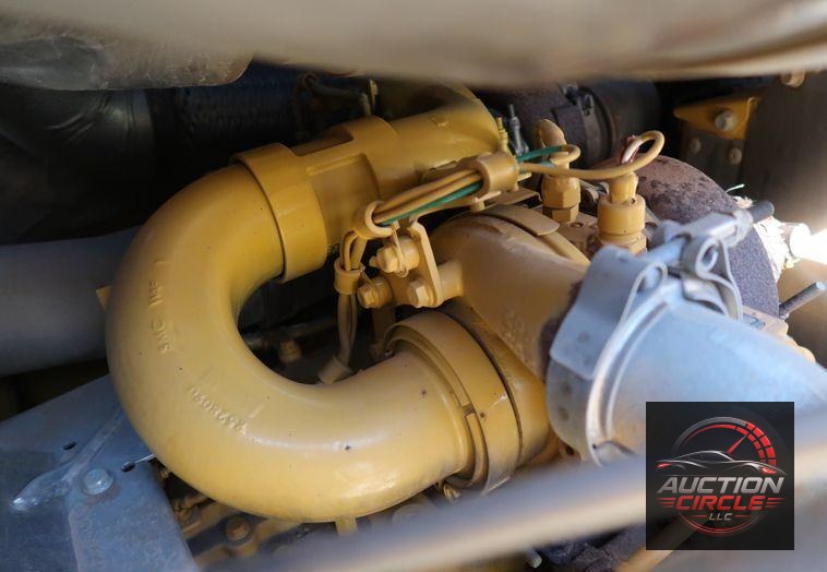 2016 John Deere 672G  motor grader