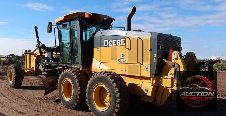 2016 John Deere 672G  motor grader