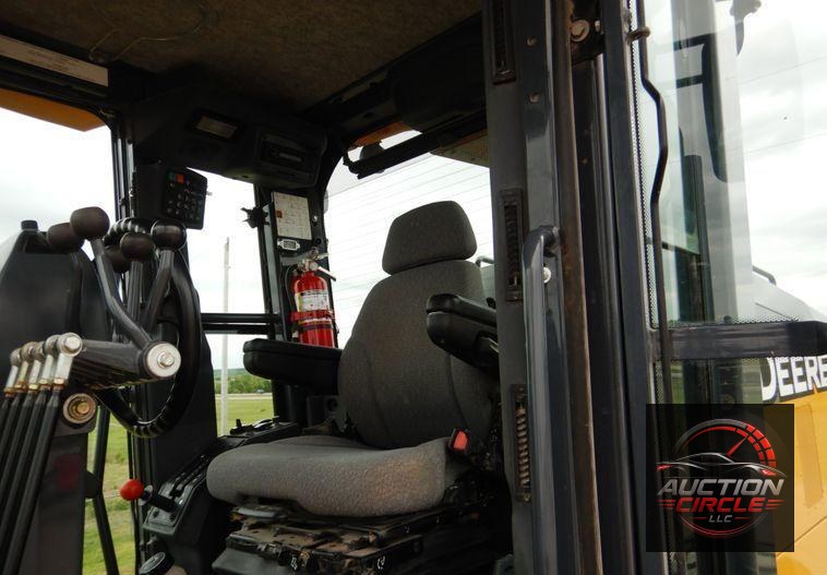 2015 John Deere 672G  motor grader