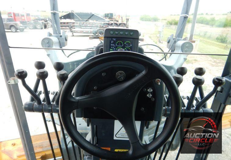 2015 John Deere 672G  motor grader