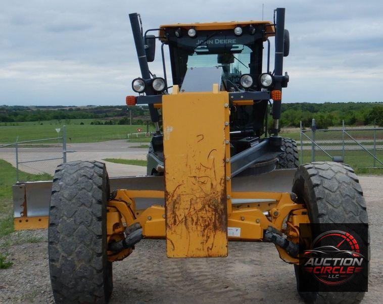 2015 John Deere 672G  motor grader