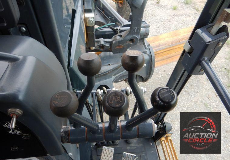 2015 John Deere 672G  motor grader