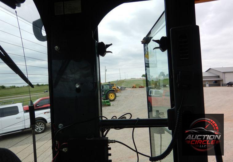2015 John Deere 672G  motor grader