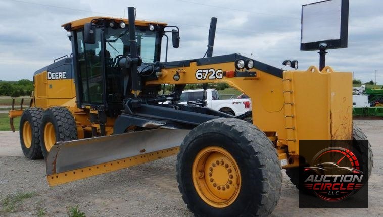 2015 John Deere 672G  motor grader