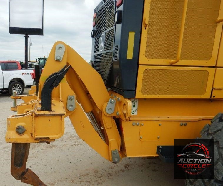 2015 John Deere 672G  motor grader