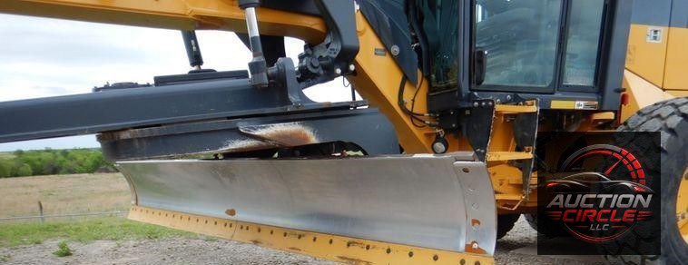 2015 John Deere 672G  motor grader