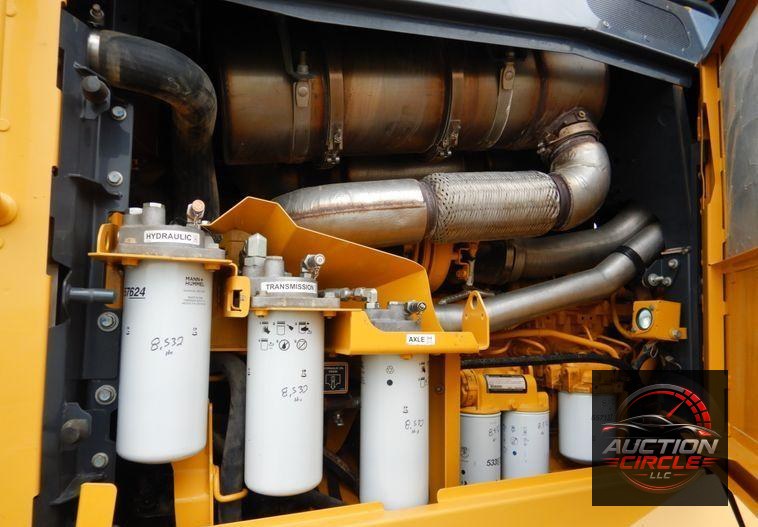 2015 John Deere 672G  motor grader