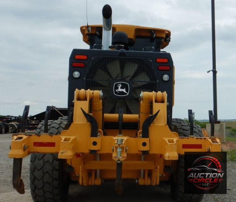 2015 John Deere 672G  motor grader