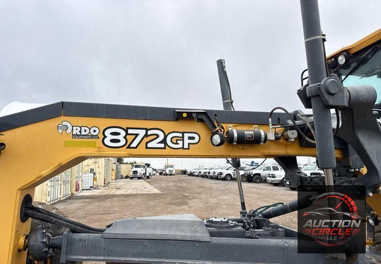 2015 John Deere 872GP motor grader