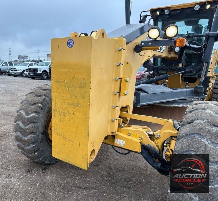 2015 John Deere 872GP motor grader