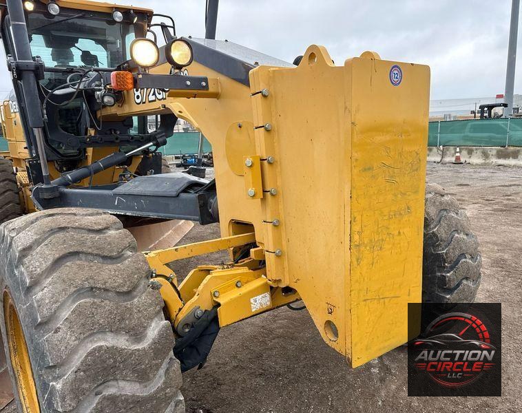 2015 John Deere 872GP motor grader