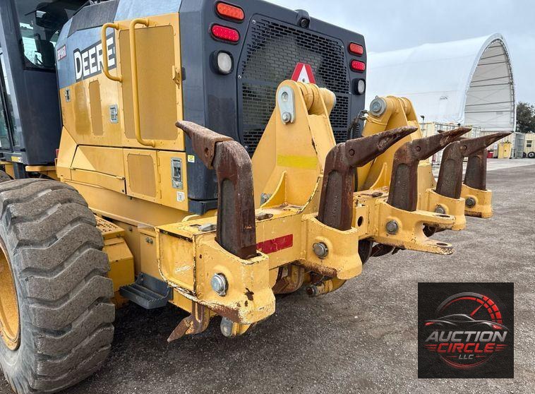 2015 John Deere 872GP motor grader