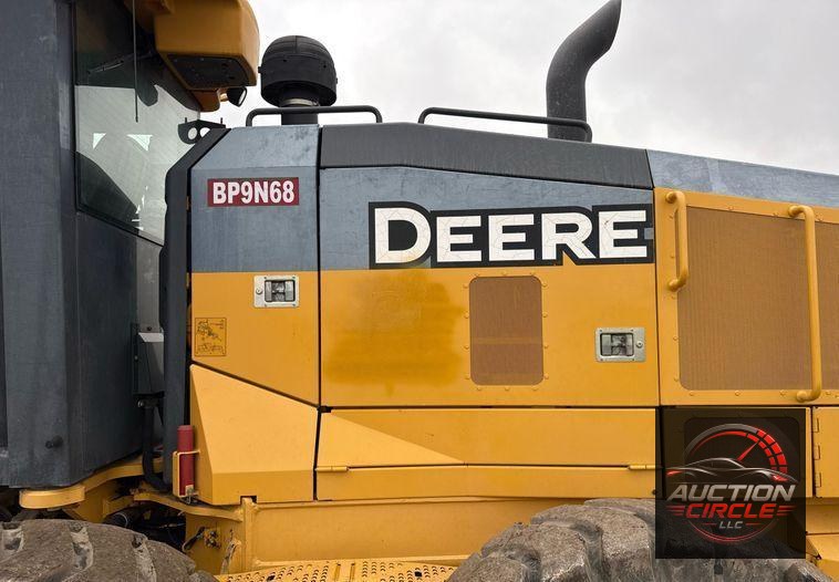 2015 John Deere 872GP motor grader