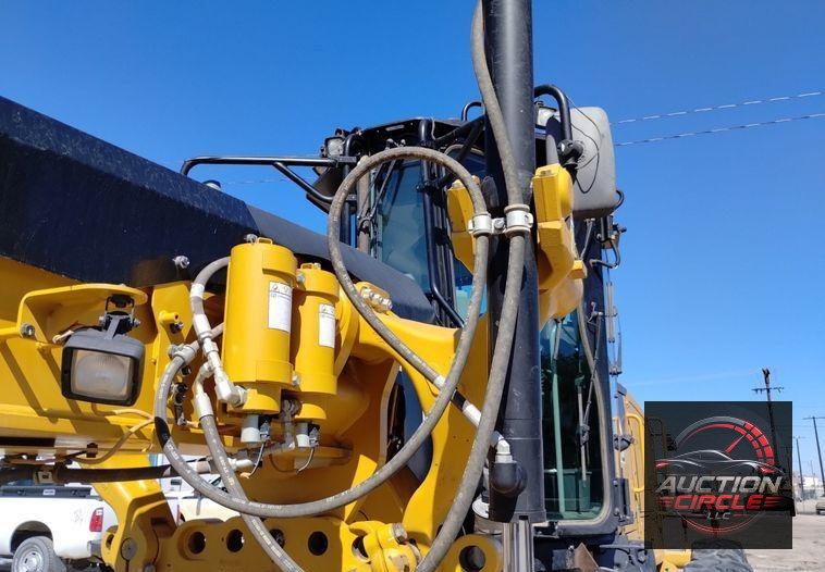 2017 Caterpillar 140M3  motor grader