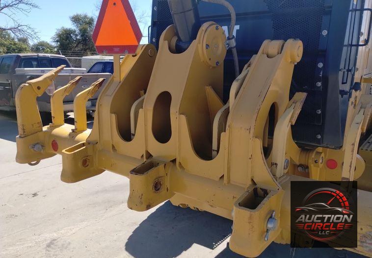 2017 Caterpillar 140M3  motor grader