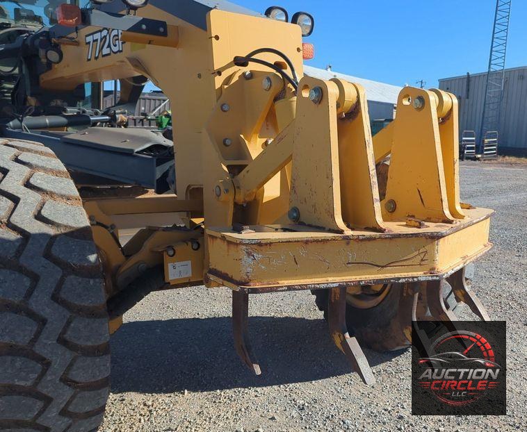 2012 John Deere 772GP  motor grader