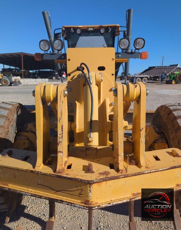 2012 John Deere 772GP  motor grader