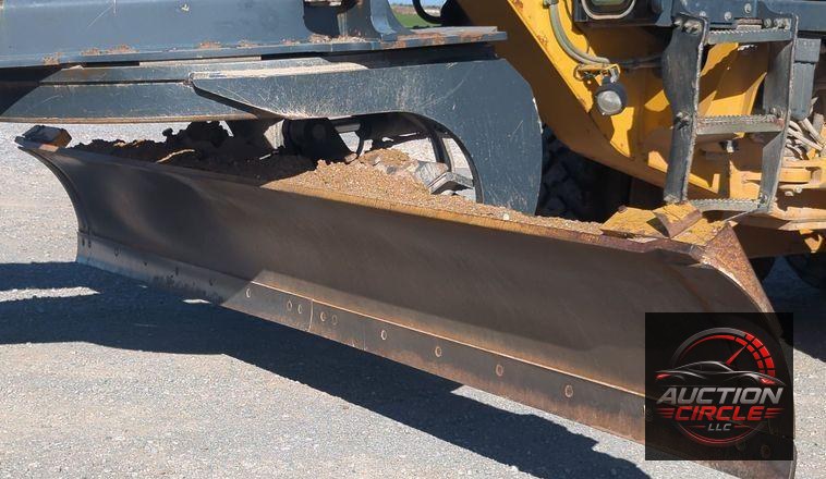 2012 John Deere 772GP  motor grader