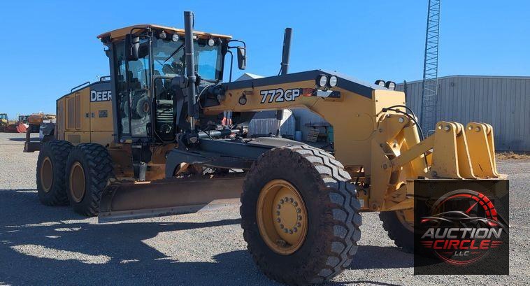 2012 John Deere 772GP  motor grader