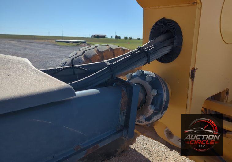 2012 John Deere 772GP  motor grader