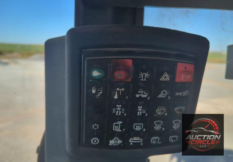 2012 John Deere 772GP  motor grader