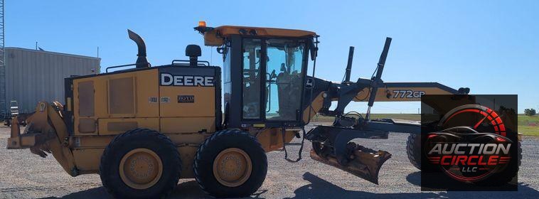 2012 John Deere 772GP  motor grader
