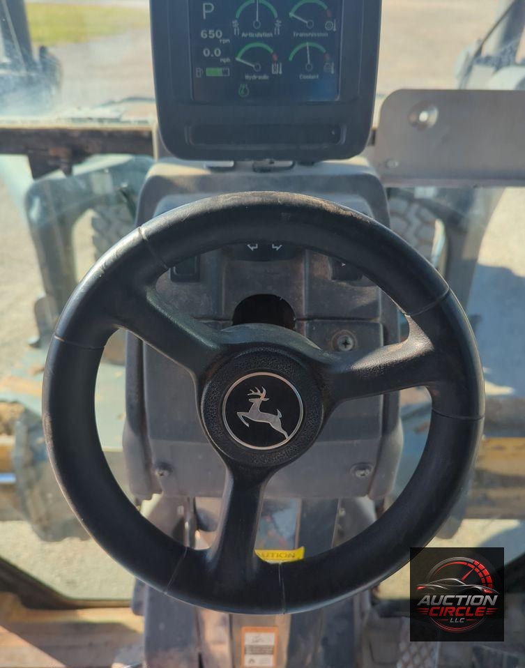 2012 John Deere 772GP  motor grader