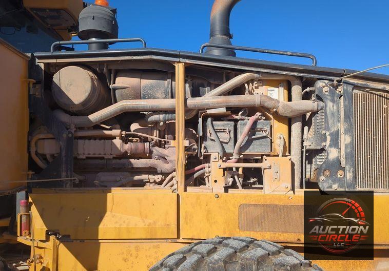 2012 John Deere 772GP  motor grader