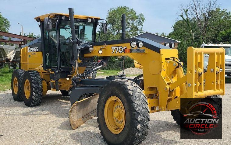 2016 John Deere 770G  motor grader