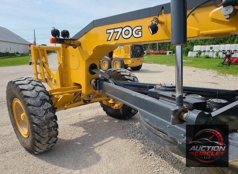 2016 John Deere 770G  motor grader
