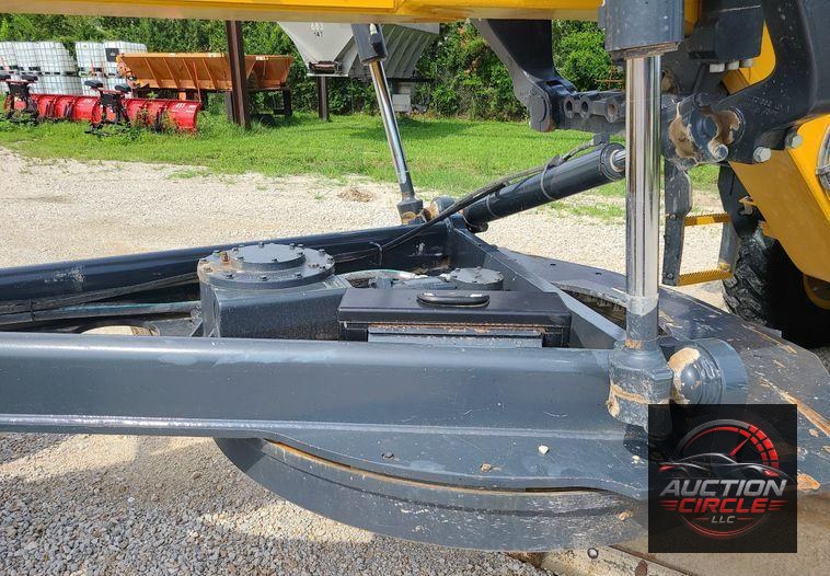 2016 John Deere 770G  motor grader