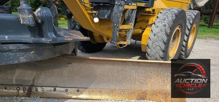2016 John Deere 770G  motor grader