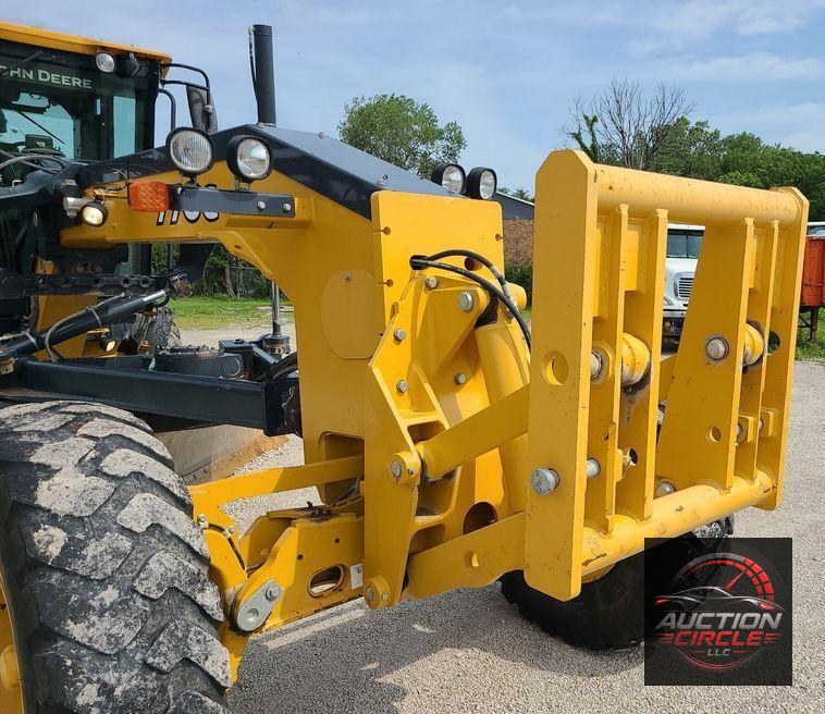2016 John Deere 770G  motor grader
