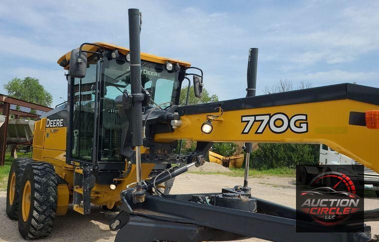 2016 John Deere 770G  motor grader