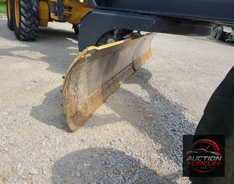 2016 John Deere 770G  motor grader