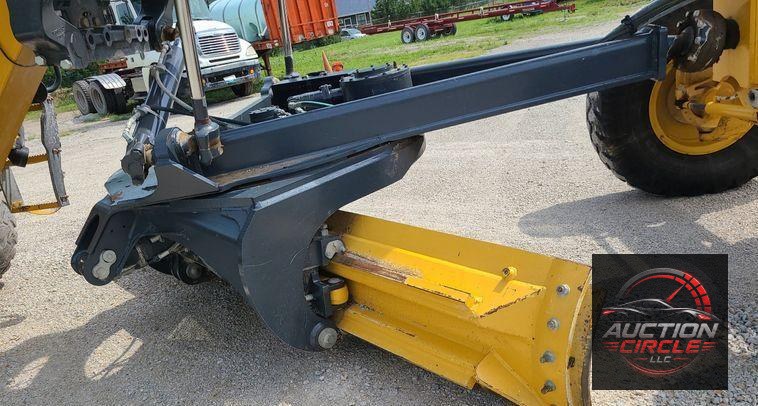 2016 John Deere 770G  motor grader