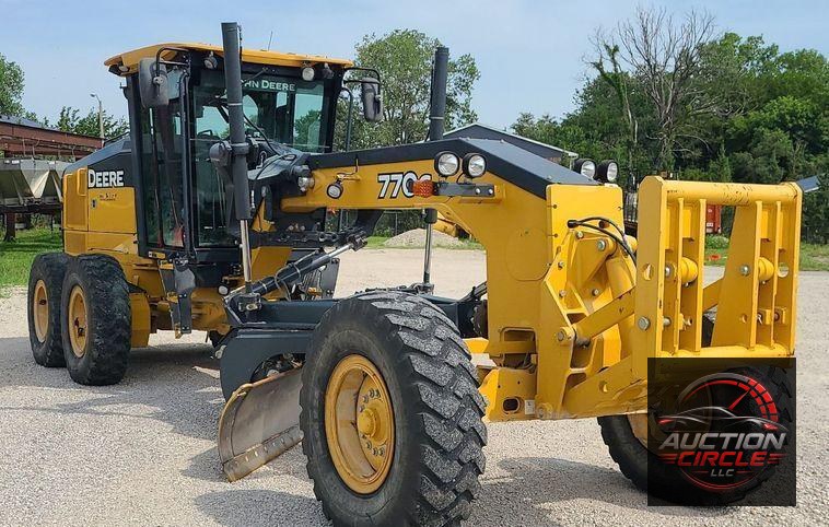 2016 John Deere 770G  motor grader