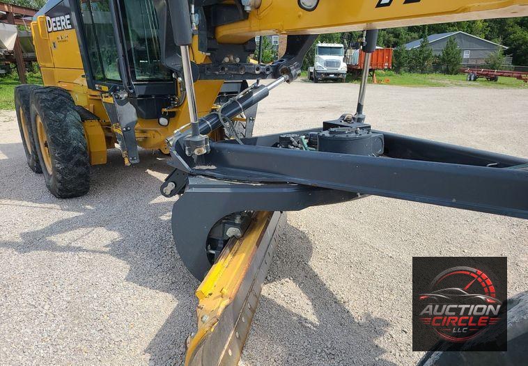 2016 John Deere 770G  motor grader