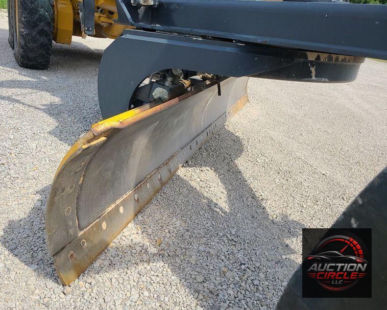 2016 John Deere 770G  motor grader