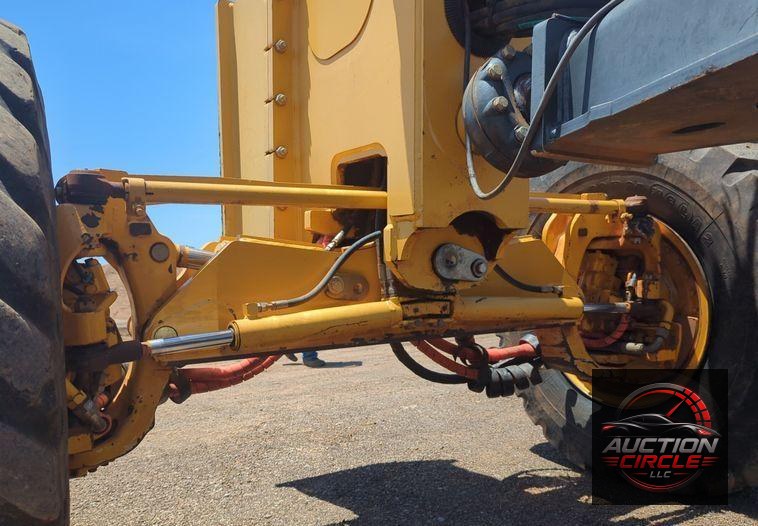 2012 John Deere 672G motor grader