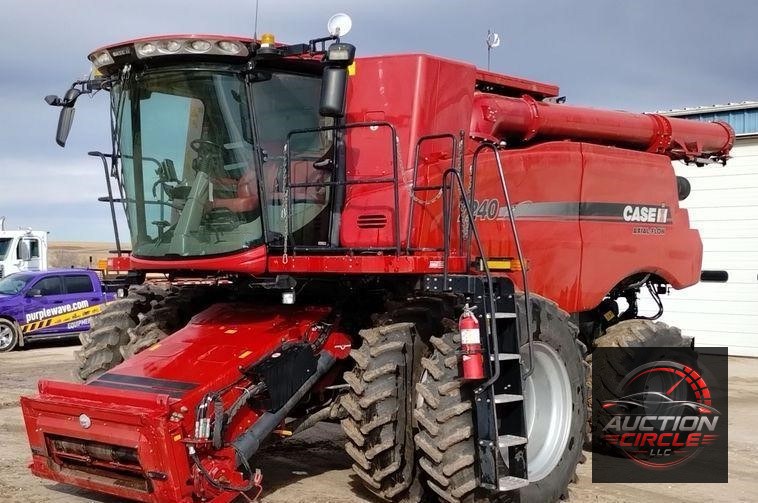 2018 Case IH 7240 combine