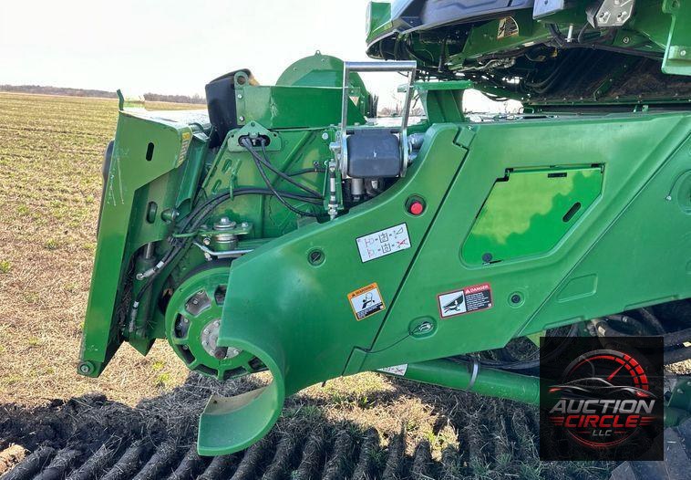 2022 John Deere X9 1100 Signature Edition RWA combine