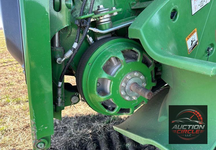 2022 John Deere X9 1100 Signature Edition RWA combine