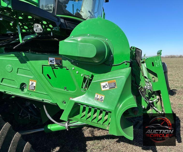 2022 John Deere X9 1100 Signature Edition RWA combine