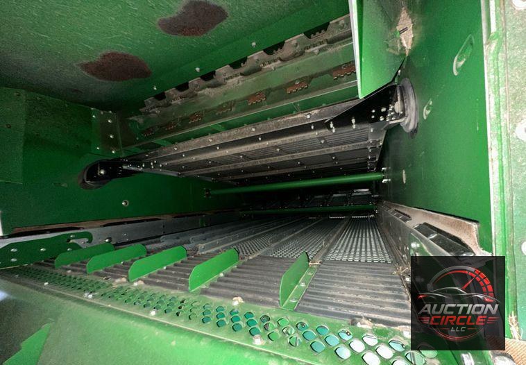 2022 John Deere X9 1100 Signature Edition RWA combine