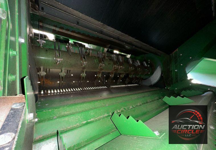 2022 John Deere X9 1100 Signature Edition RWA combine