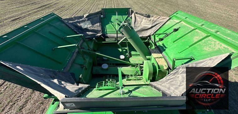 2022 John Deere X9 1100 Signature Edition RWA combine