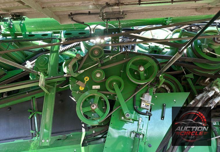 2022 John Deere X9 1100 Signature Edition RWA combine